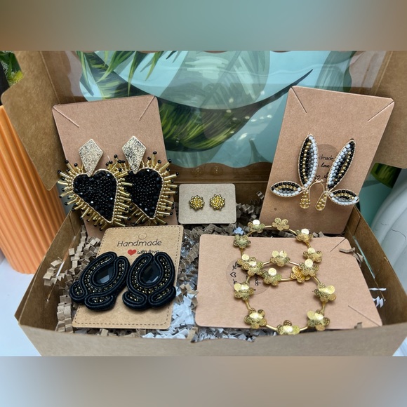 Boho Chic Jewelry Gift Set Box - Statement Jewelry Christmas Gift Set Box - Picture 3 of 8